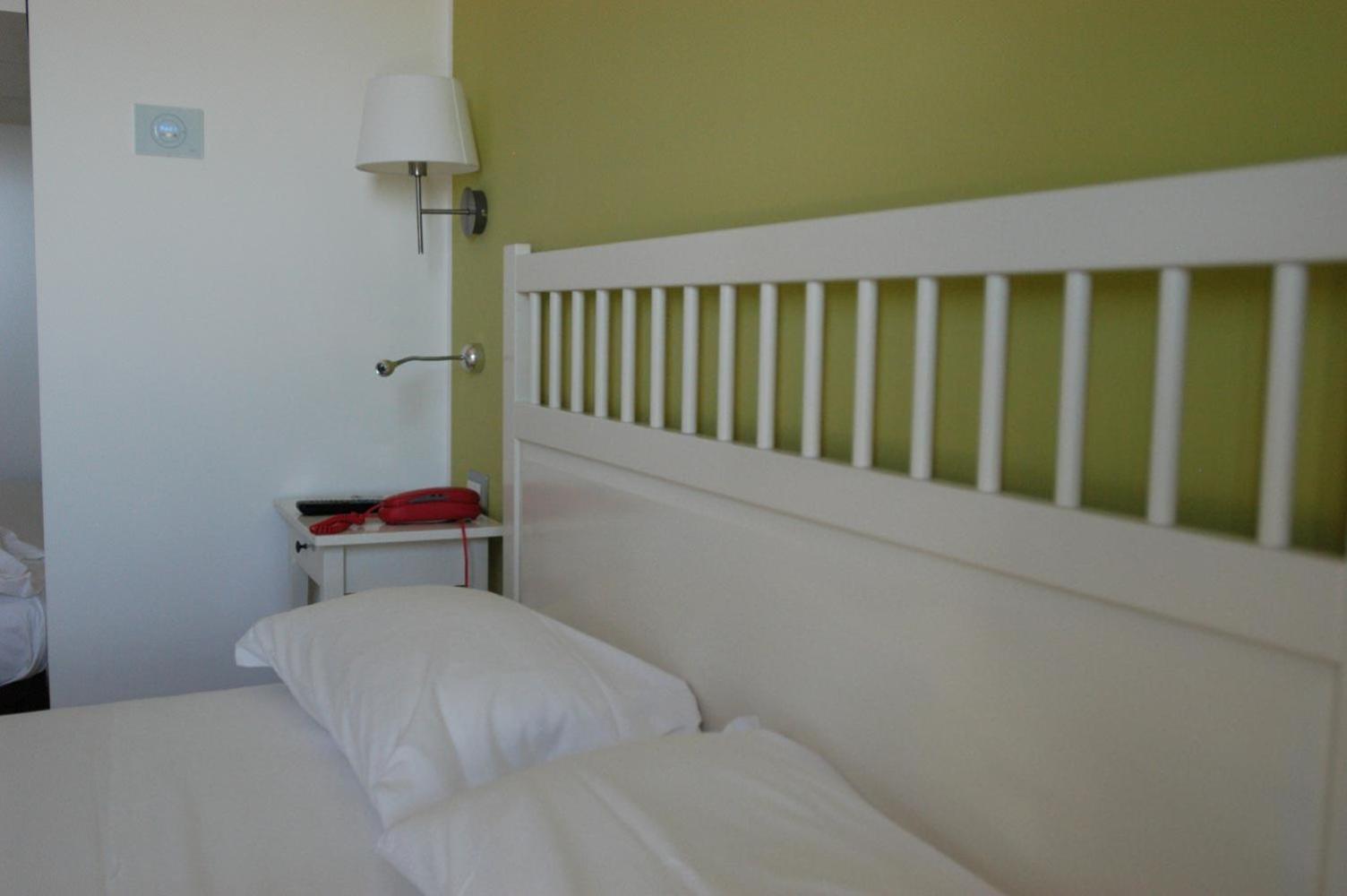 Hotel E Residence Il Faro Acciaroli Bagian luar foto